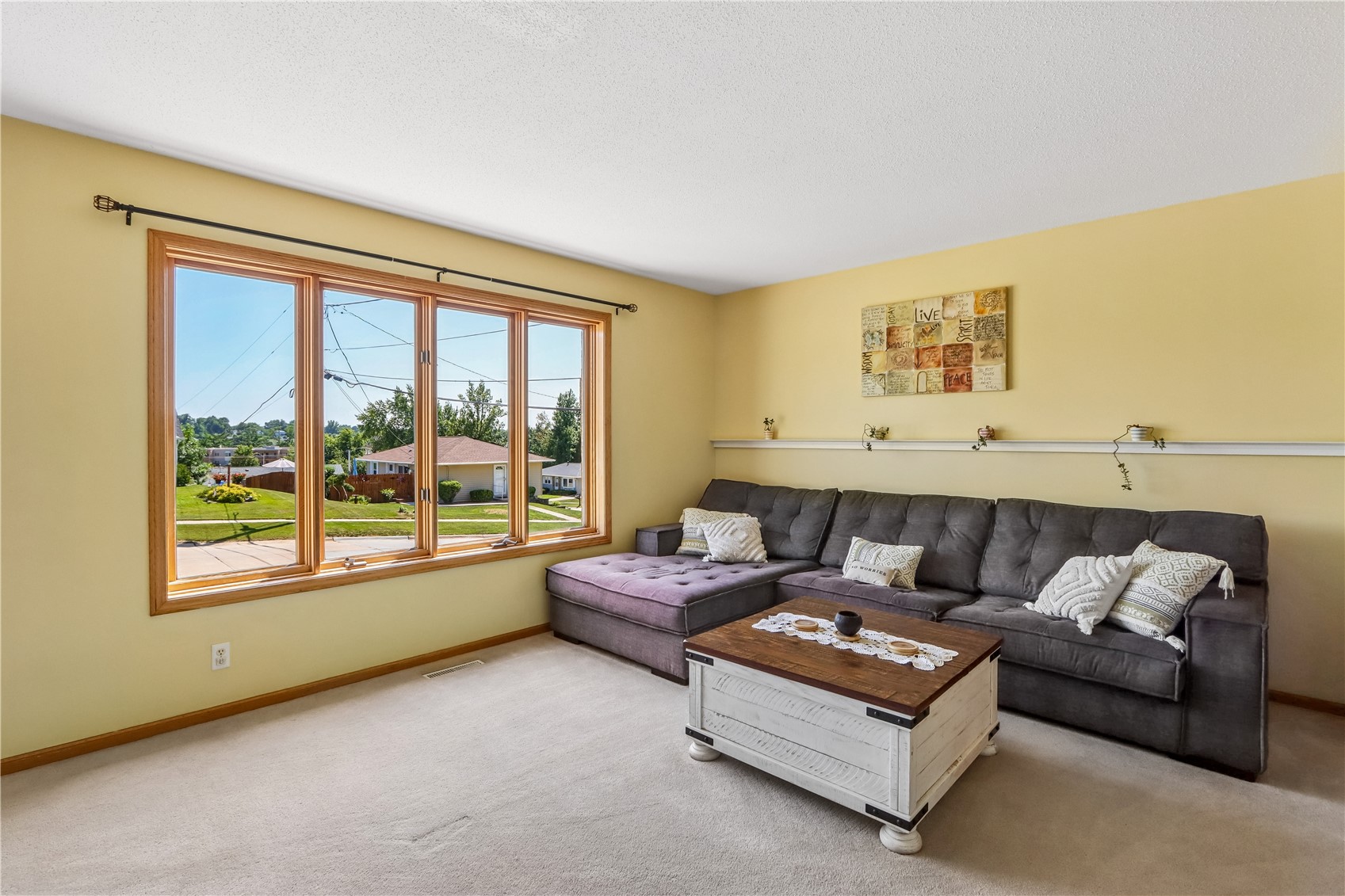 2816 Lancelot Lane NW Cedar Rapids IA 52405