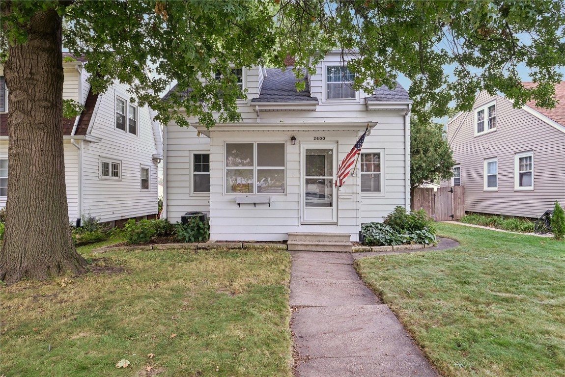 2600 C Avenue NE Cedar Rapids IA 52402