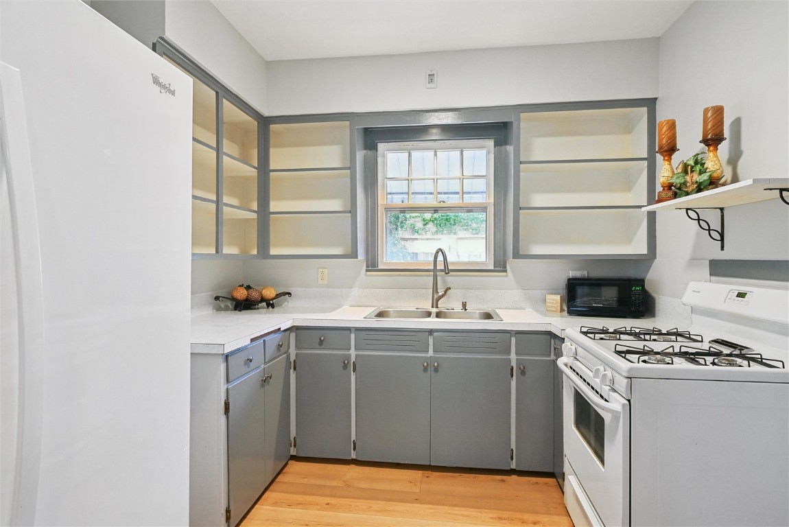 2600 C Avenue NE Cedar Rapids IA 52402