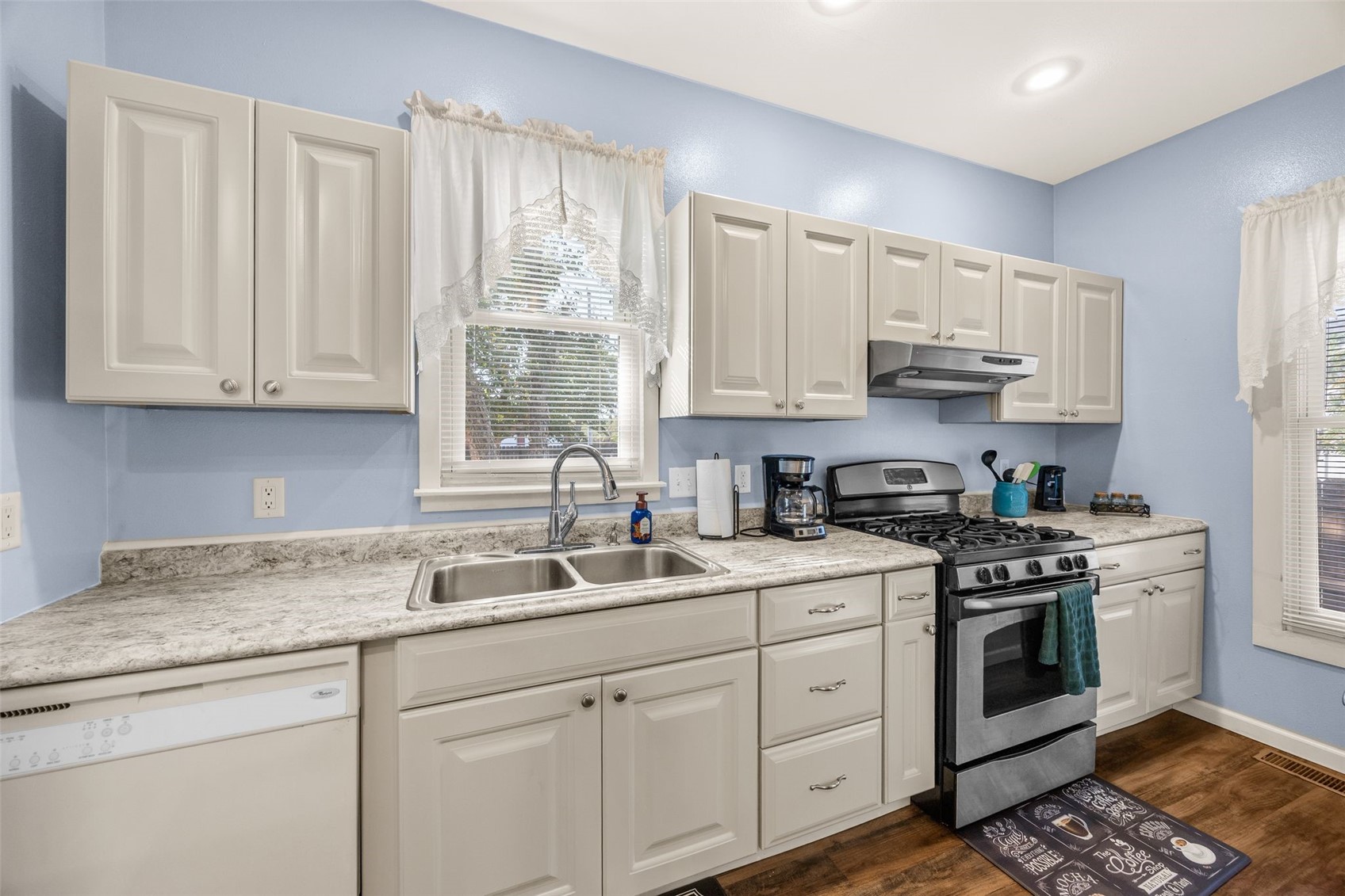 1212 K Street SW Cedar Rapids IA 52404
