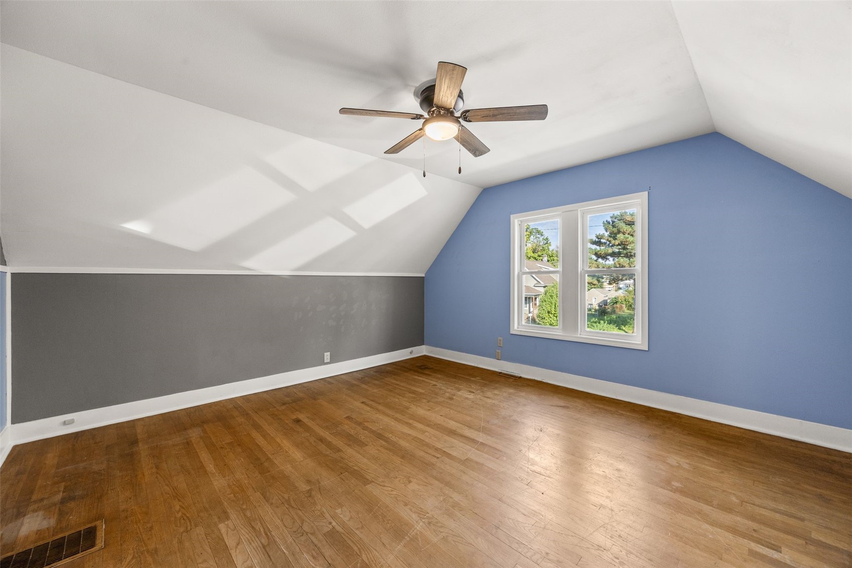 1212 K Street SW Cedar Rapids IA 52404