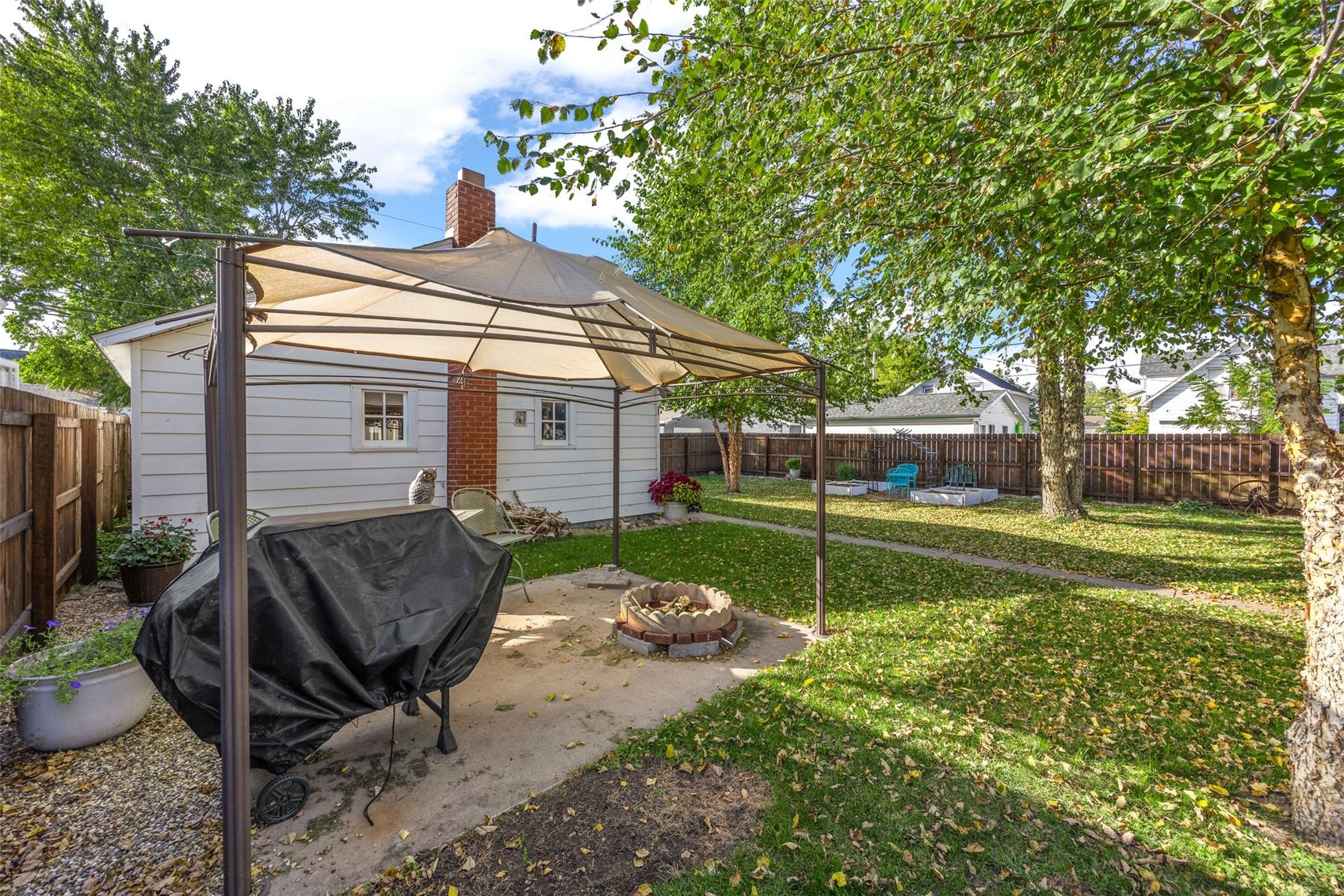 1212 K Street SW Cedar Rapids IA 52404