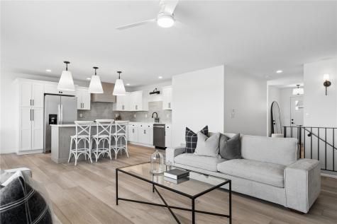 247 Hackberry Drive Palo IA 52324