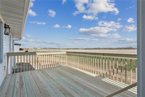 247 Hackberry Drive Palo IA 52324