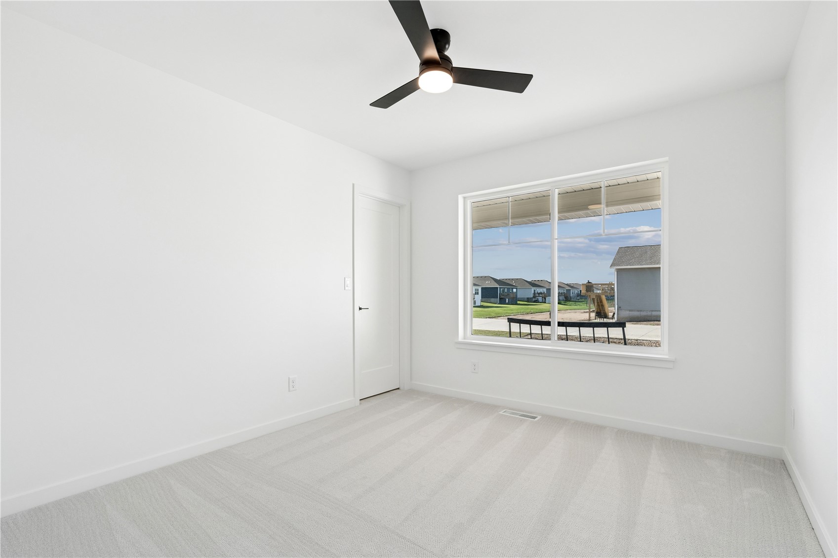 247 Hackberry Drive Palo IA 52324