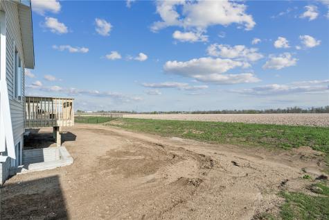 247 Hackberry Drive Palo IA 52324