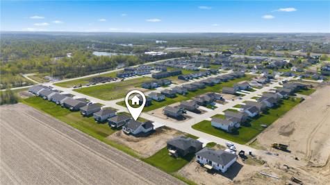 247 Hackberry Drive Palo IA 52324