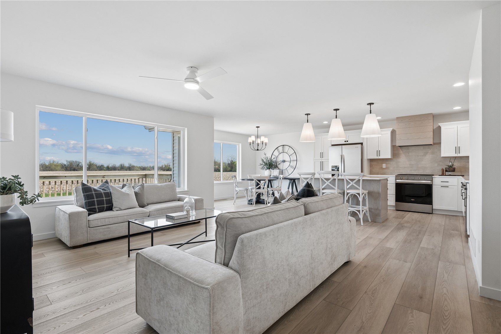 247 Hackberry Drive Palo IA 52324