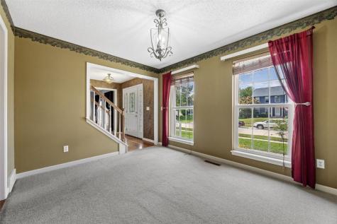 1905 Charleston Drive Marion IA 52302