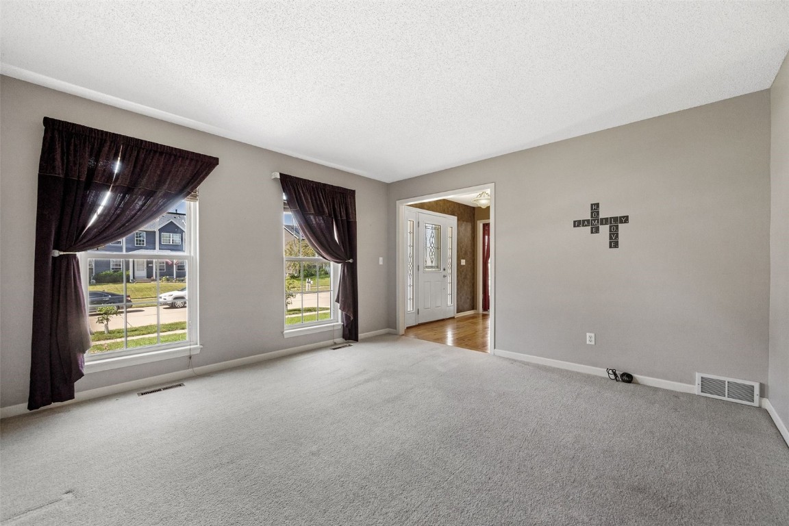 1905 Charleston Drive Marion IA 52302