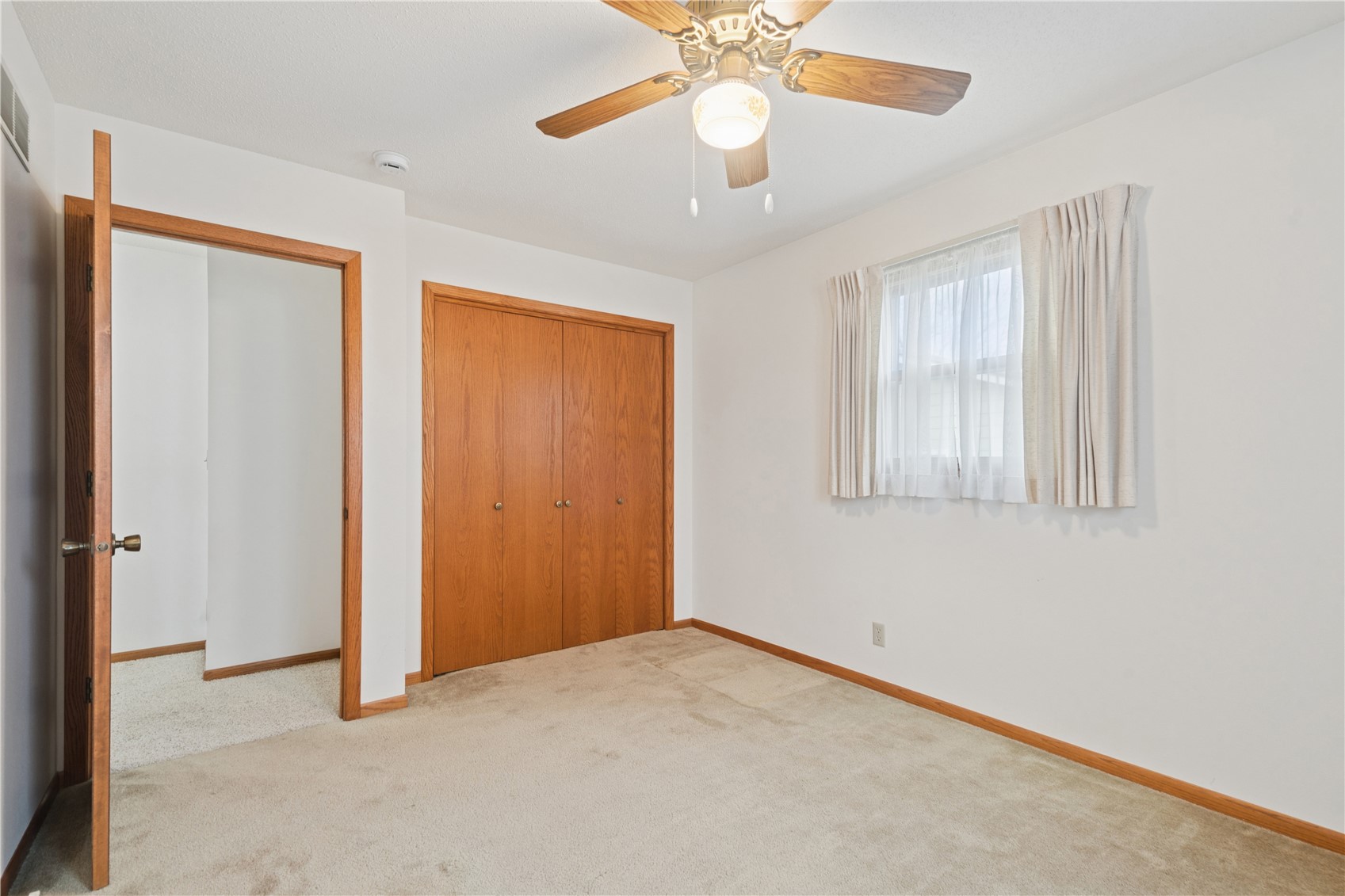 2201 Balsam Drive SW Cedar Rapids IA 52404