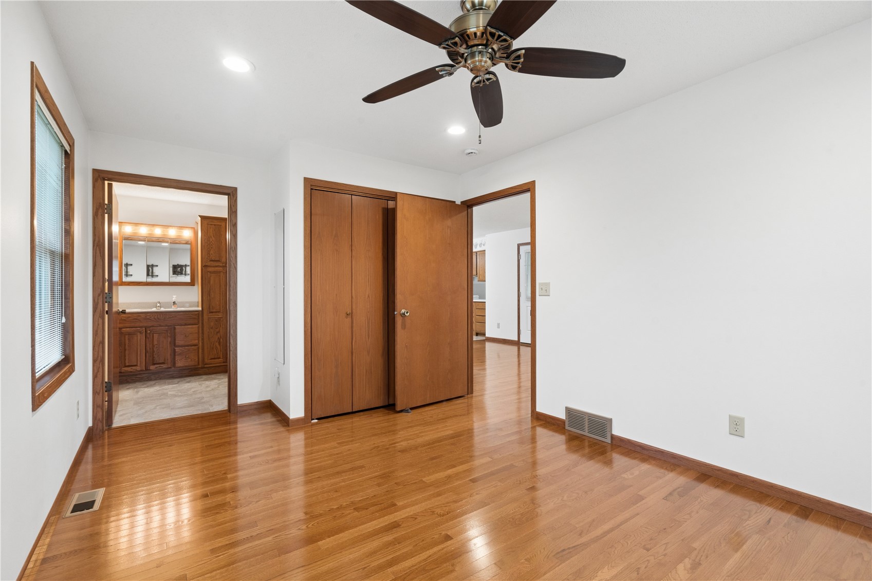 2201 Balsam Drive SW Cedar Rapids IA 52404