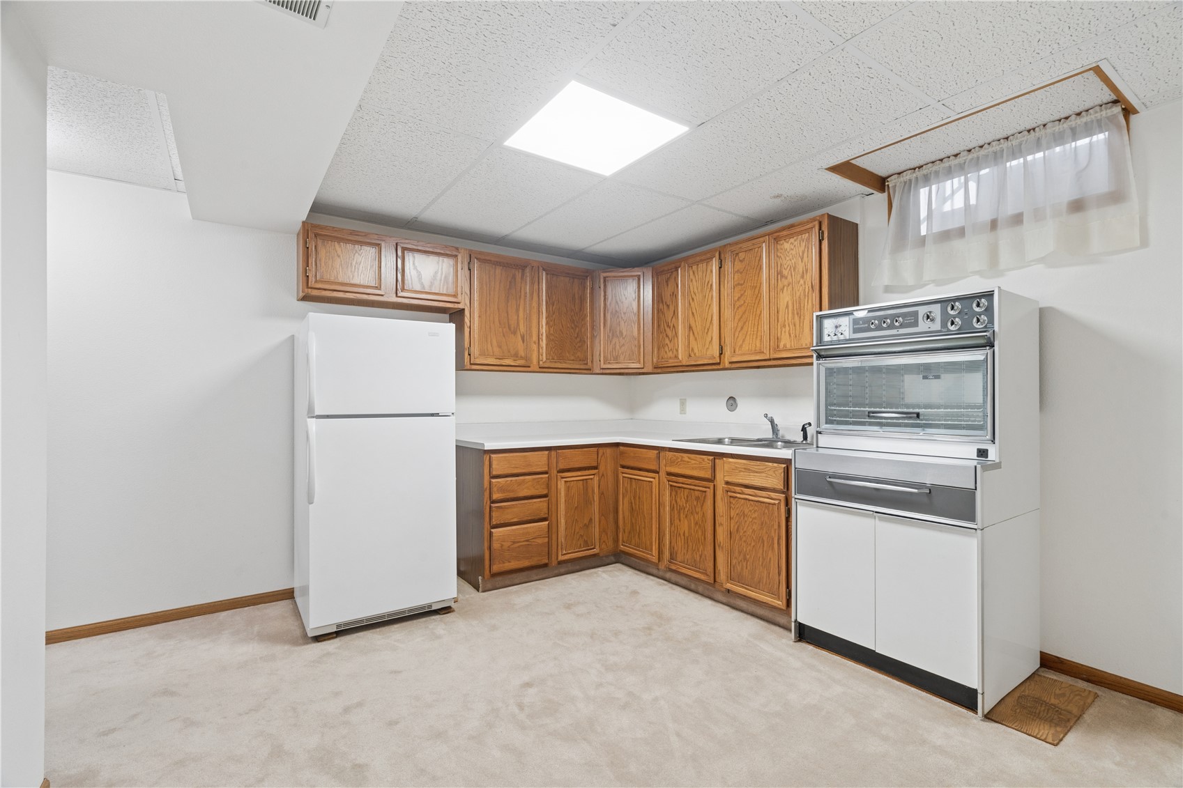 2201 Balsam Drive SW Cedar Rapids IA 52404
