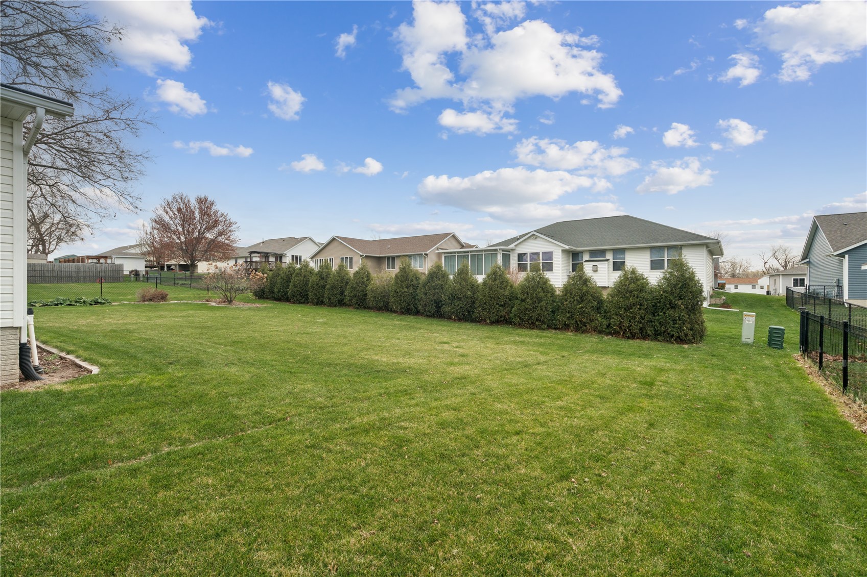 2201 Balsam Drive SW Cedar Rapids IA 52404