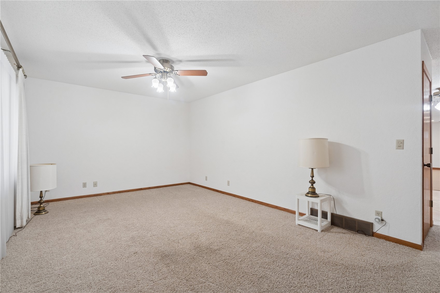 2201 Balsam Drive SW Cedar Rapids IA 52404