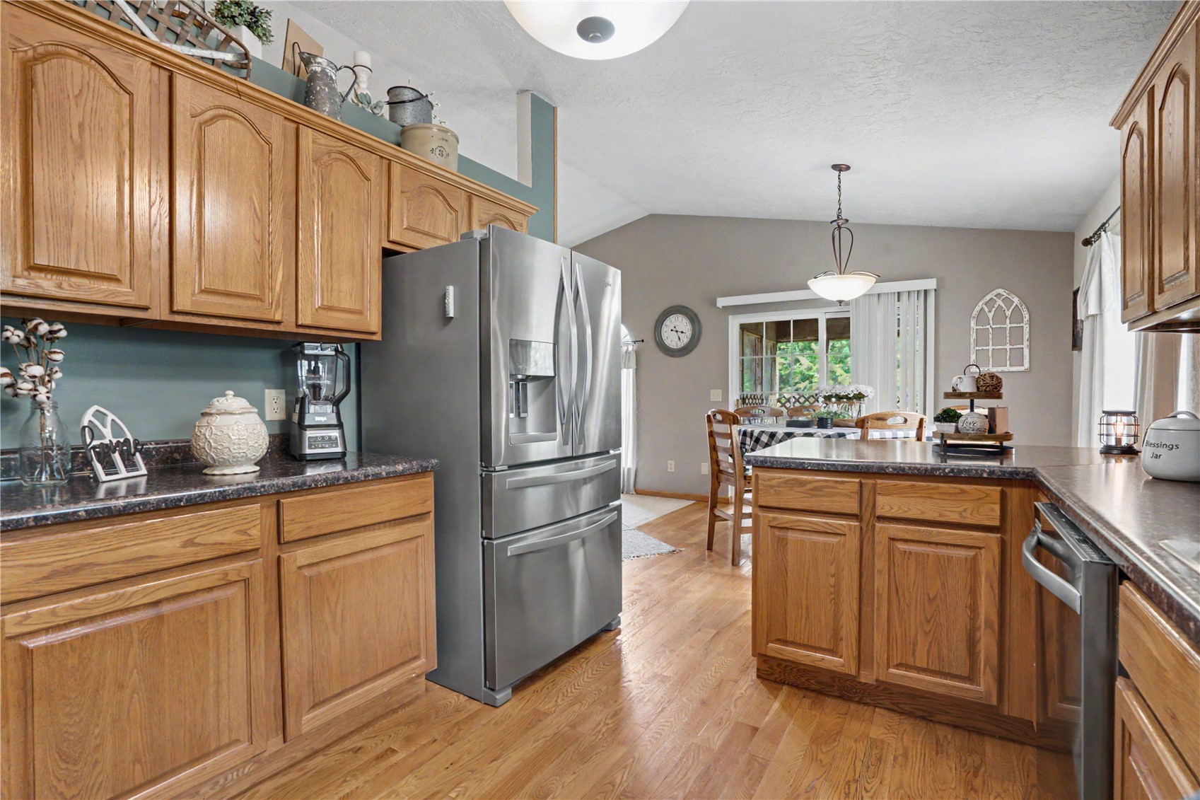 105 Richland Avenue Urbana IA 52345