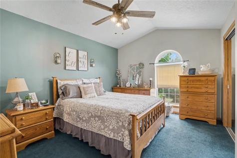 105 Richland Avenue Urbana IA 52345