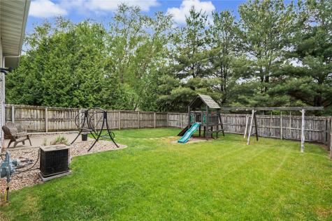 105 Richland Avenue Urbana IA 52345