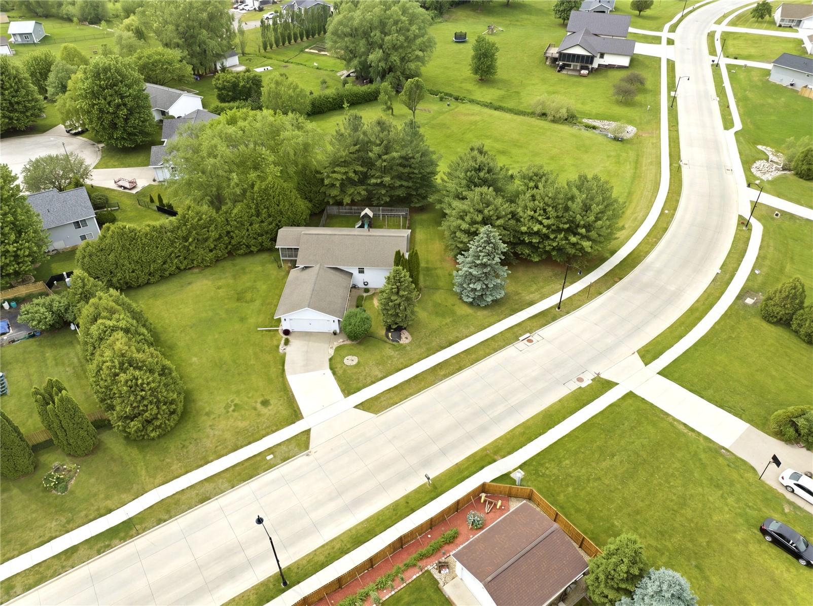 105 Richland Avenue Urbana IA 52345