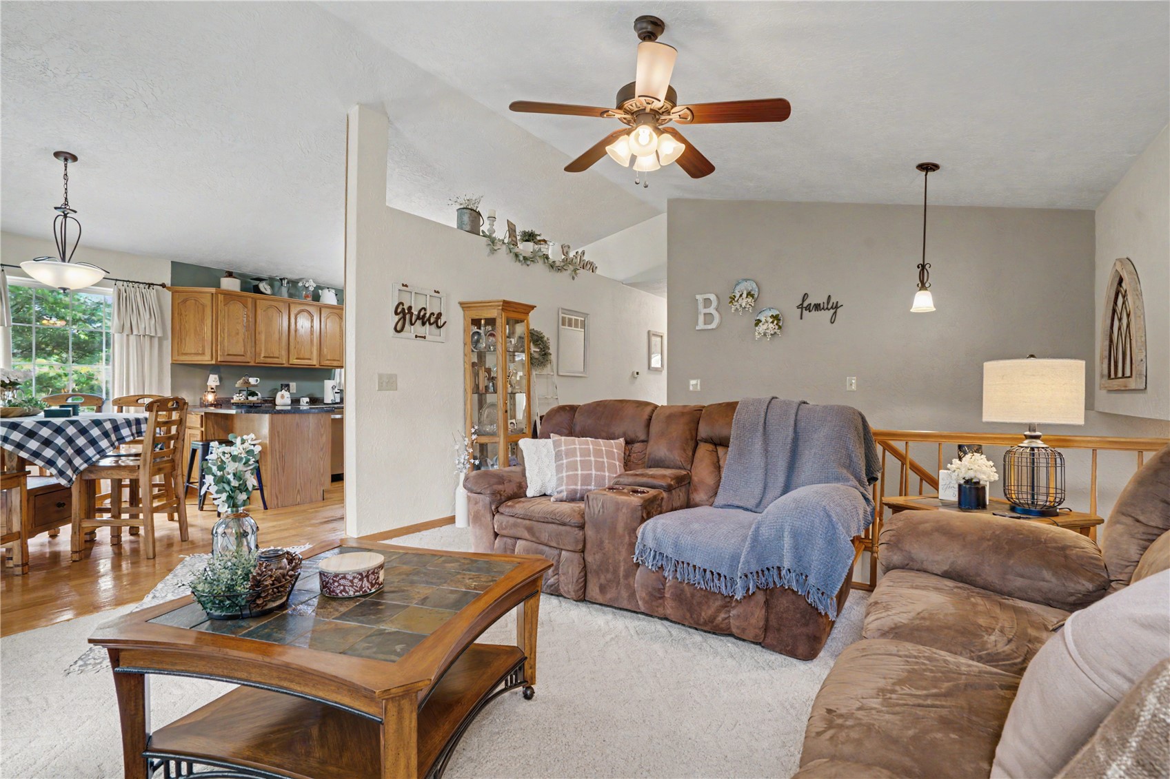 105 Richland Avenue Urbana IA 52345