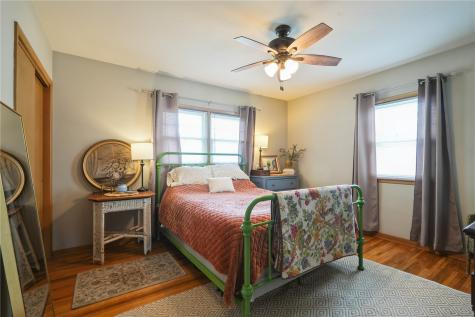 2736 14th Avenue SE Cedar Rapids IA 52403