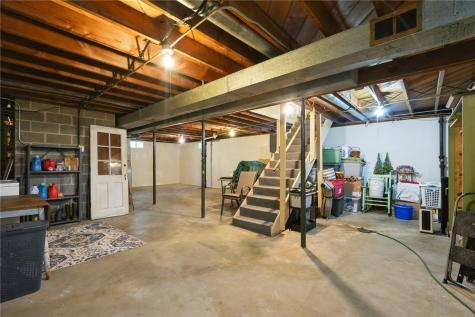 2736 14th Avenue SE Cedar Rapids IA 52403