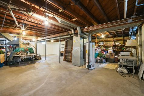 2736 14th Avenue SE Cedar Rapids IA 52403