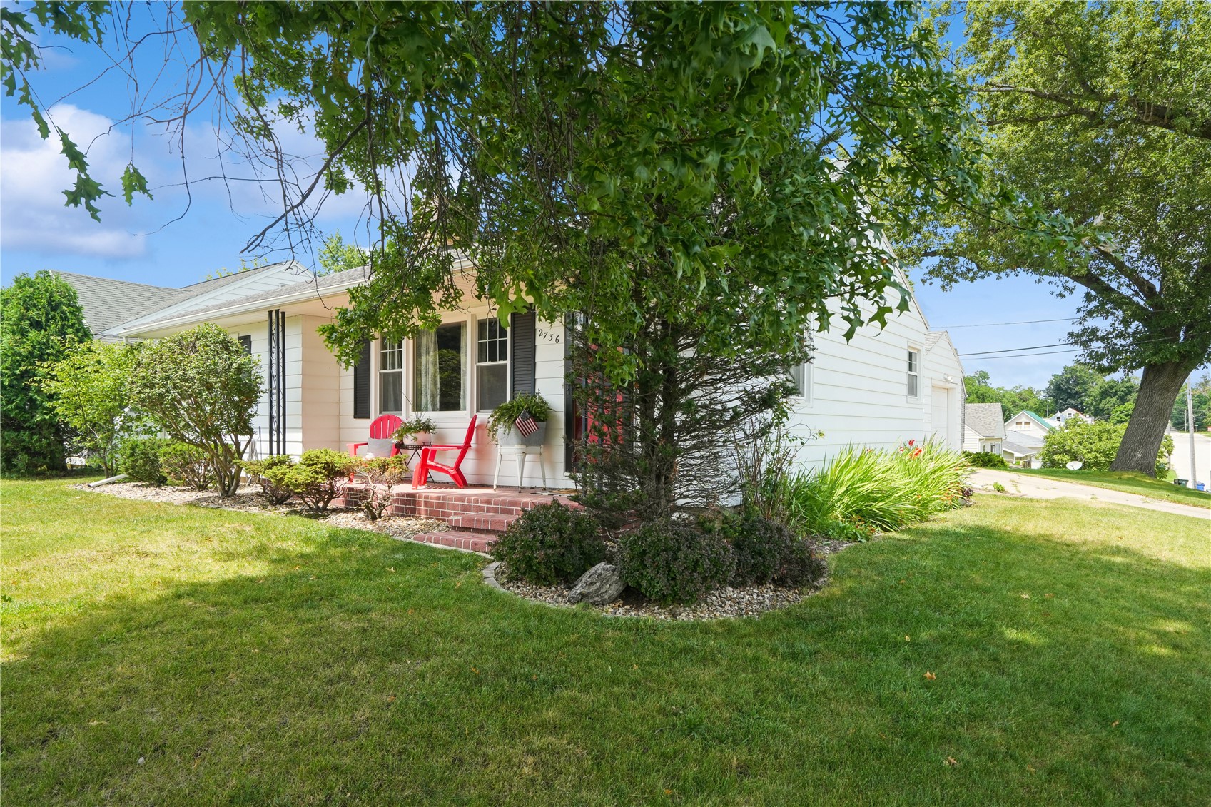 2736 14th Avenue SE Cedar Rapids IA 52403