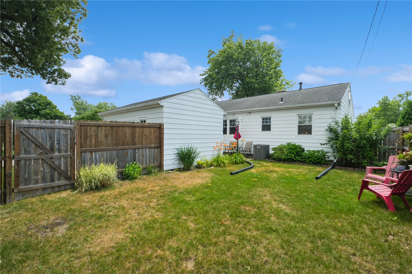 2736 14th Avenue SE Cedar Rapids IA 52403