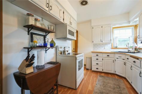 2736 14th Avenue SE Cedar Rapids IA 52403