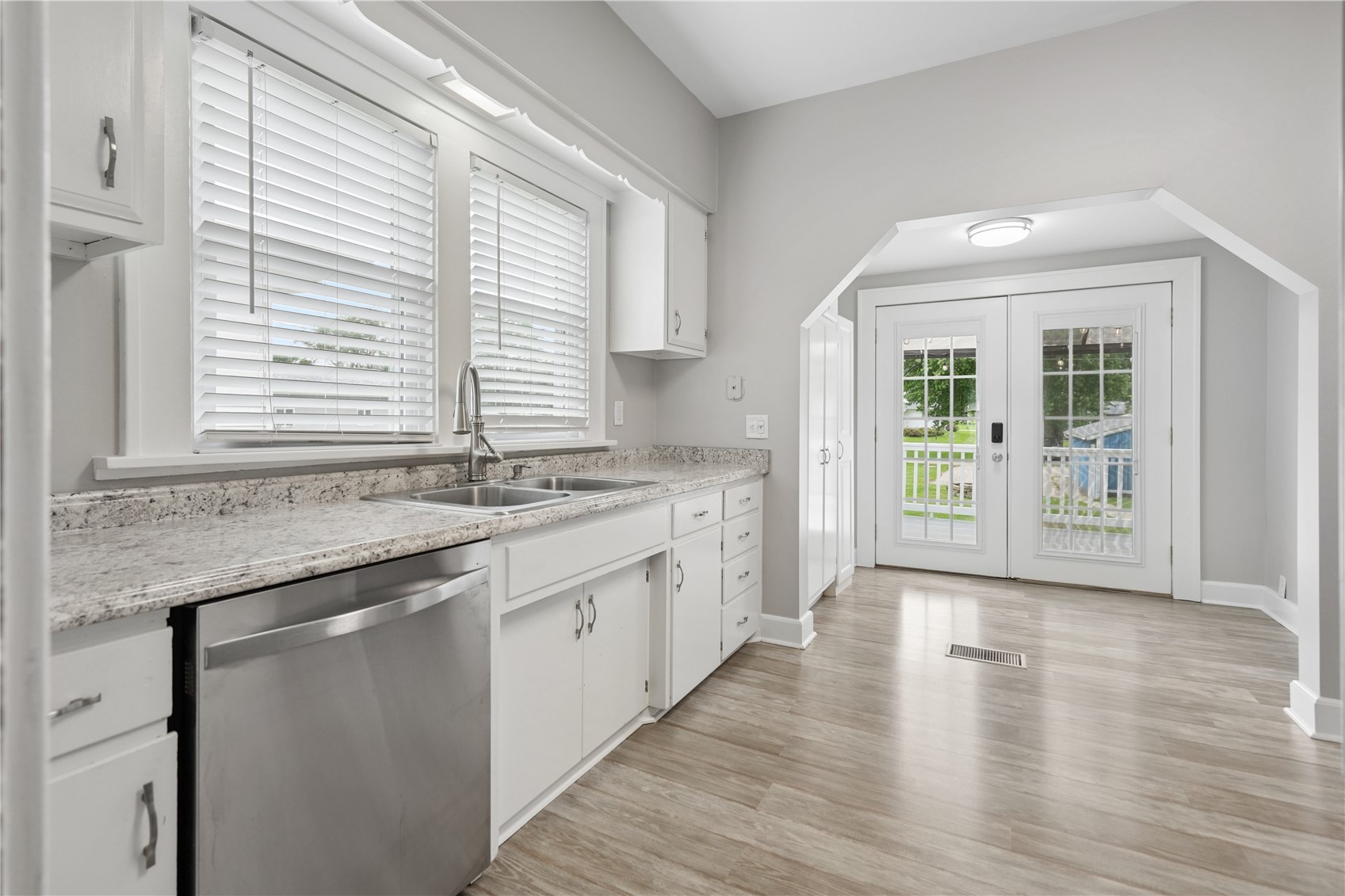 312 4th Avenue Clarence IA 52216