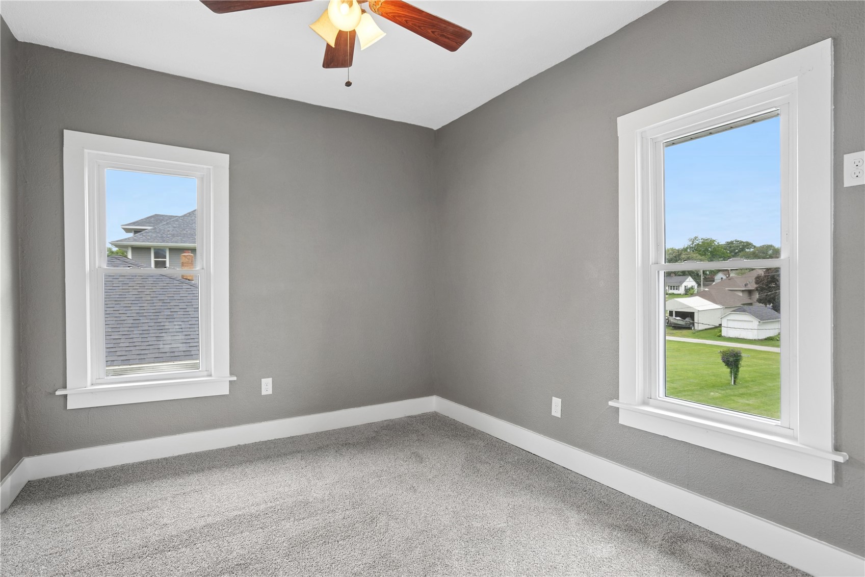 312 4th Avenue Clarence IA 52216