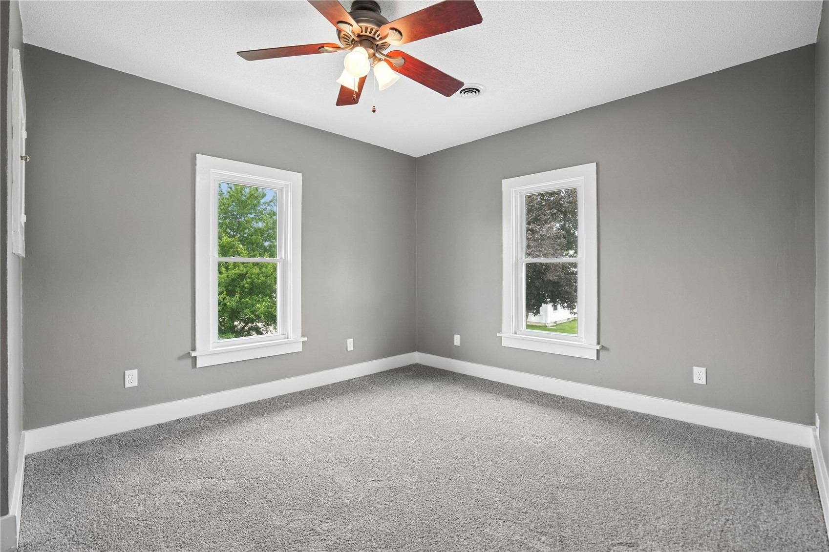 312 4th Avenue Clarence IA 52216