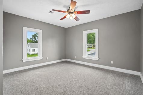 312 4th Avenue Clarence IA 52216