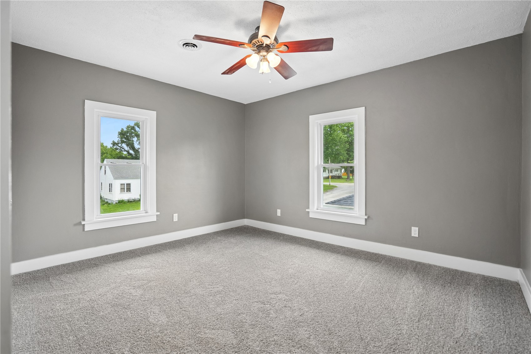 312 4th Avenue Clarence IA 52216