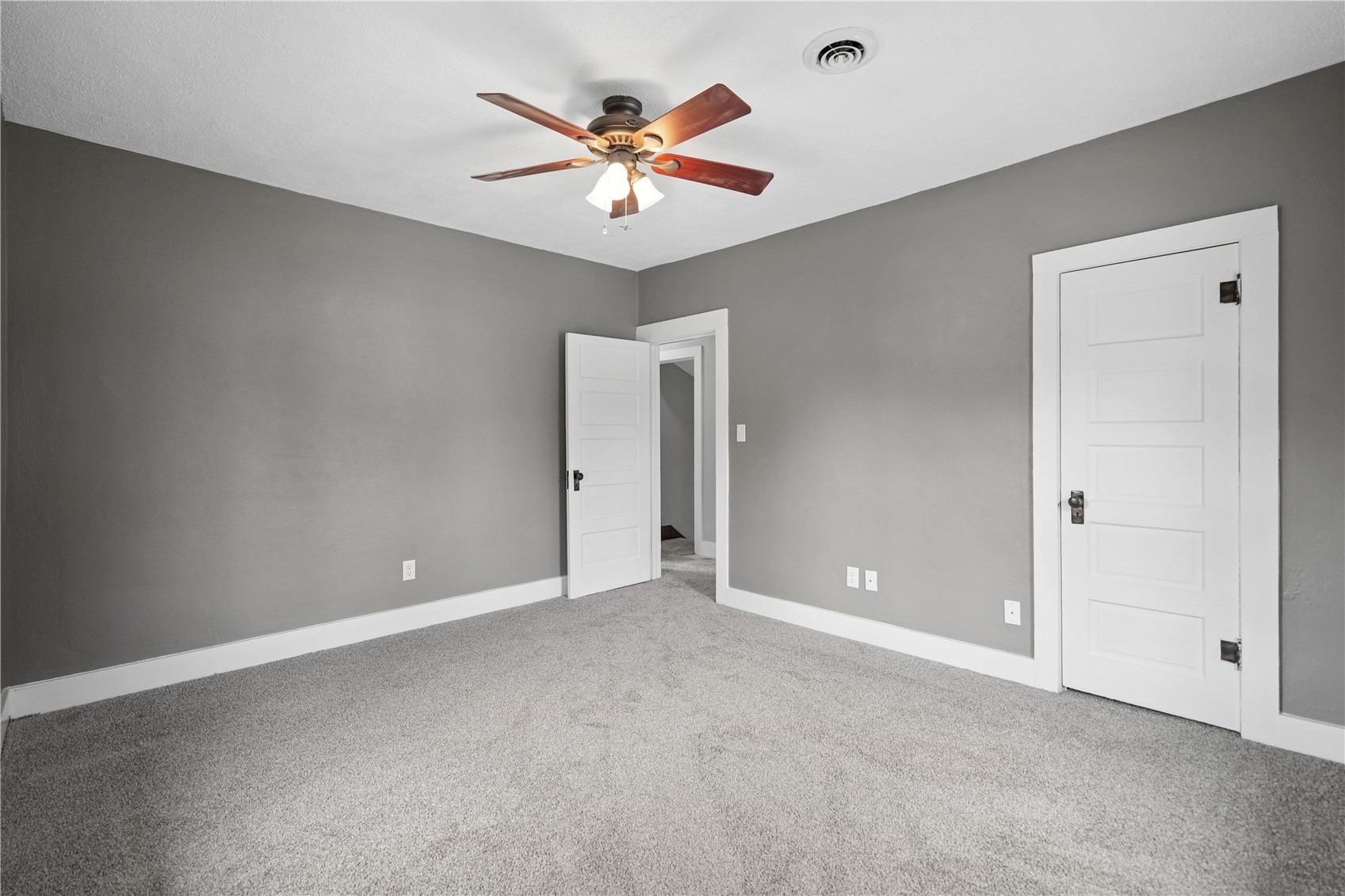 312 4th Avenue Clarence IA 52216