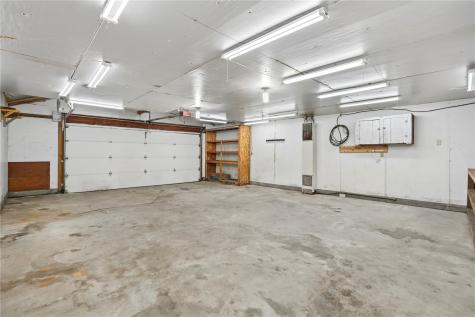 312 4th Avenue Clarence IA 52216
