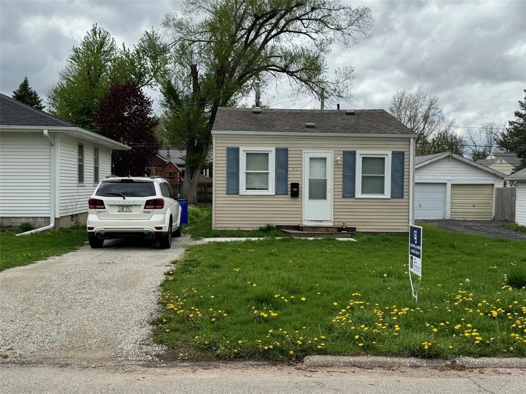 711 36th Street NE Cedar Rapids IA 52402