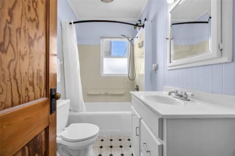 1536 7th Avenue SE Cedar Rapids IA 52403