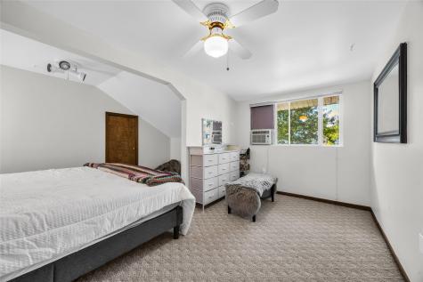 1536 7th Avenue SE Cedar Rapids IA 52403