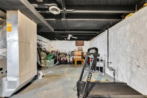 1536 7th Avenue SE Cedar Rapids IA 52403