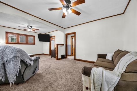 1536 7th Avenue SE Cedar Rapids IA 52403