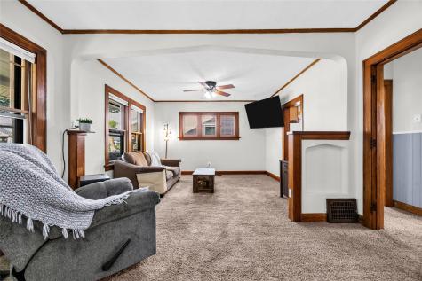 1536 7th Avenue SE Cedar Rapids IA 52403