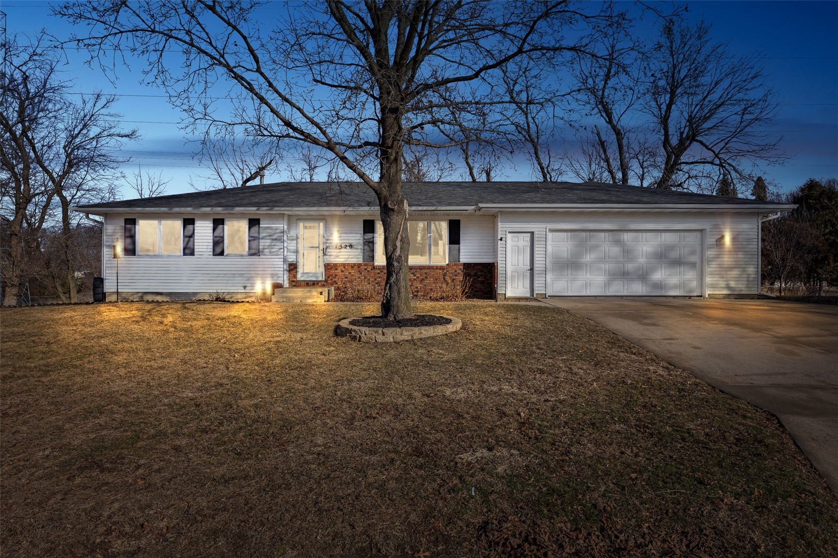 1320 W 14th Avenue Marion IA 52302