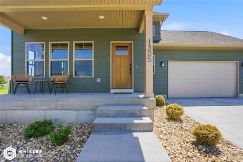 1305 Frontier Loop Iowa City IA 52246