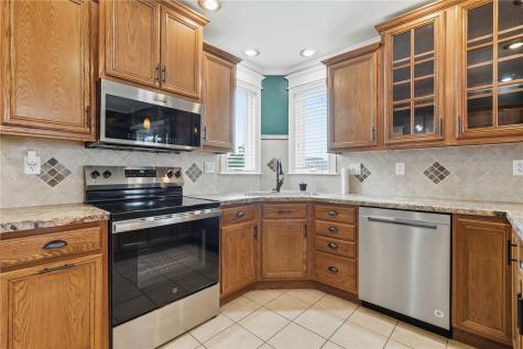 681 Central Avenue Marion IA 52302