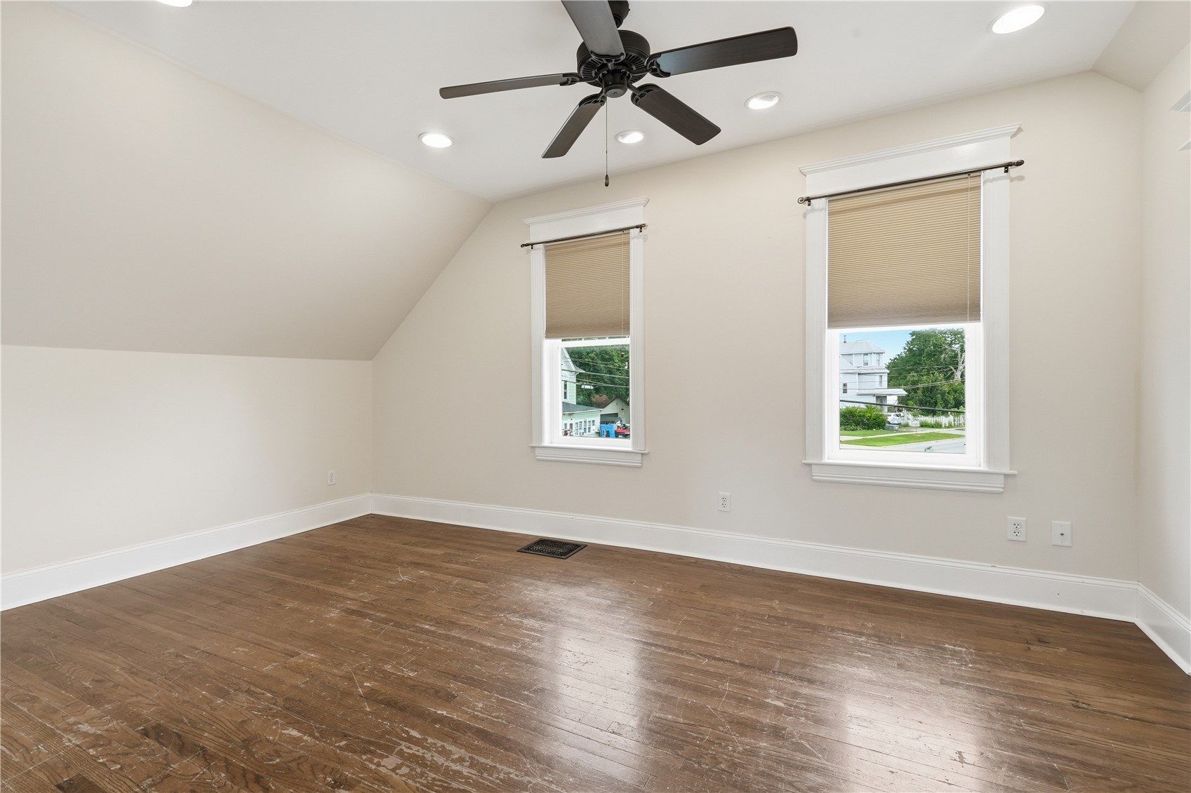 681 Central Avenue Marion IA 52302