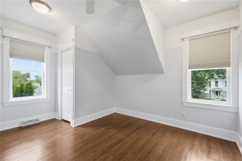681 Central Avenue Marion IA 52302