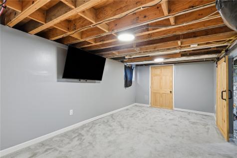 681 Central Avenue Marion IA 52302