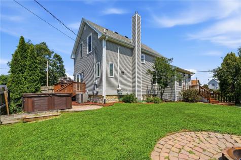 681 Central Avenue Marion IA 52302